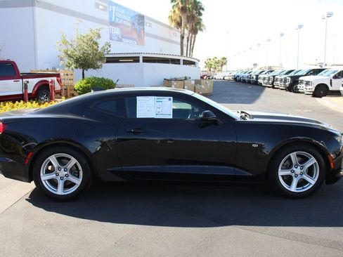 Used 2019 Chevrolet Camaro LT RWD image 10