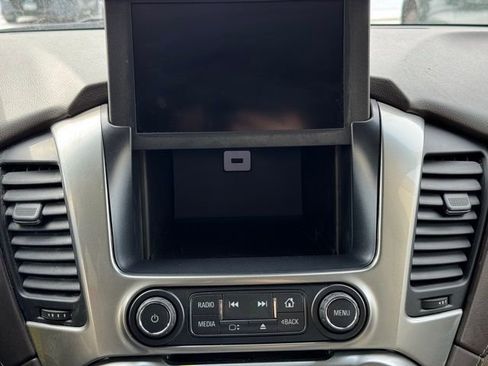 Used 2018 Chevrolet Suburban LT w/ Max Trailering Package image 13