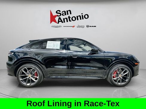 Used 2024 Porsche Cayenne S AWD/4WD image 9