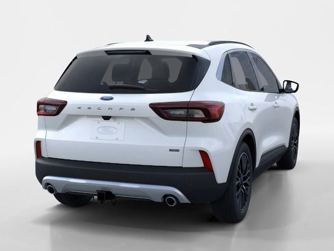 New 2026 Ford Escape SE w/ Class II Trailer Tow Package FWD image 8