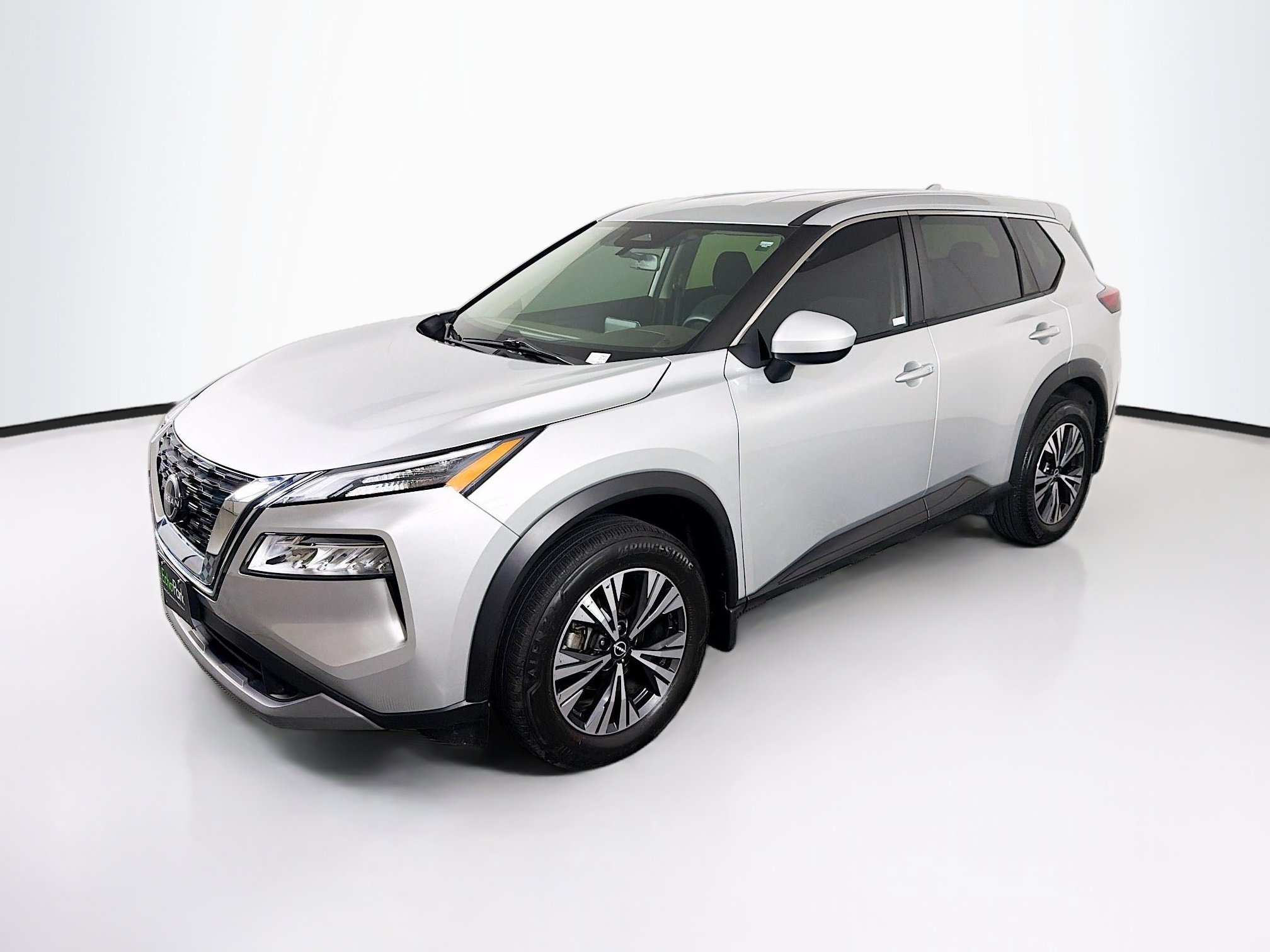 Used 2023 Nissan Rogue SV AWD/4WD image 3