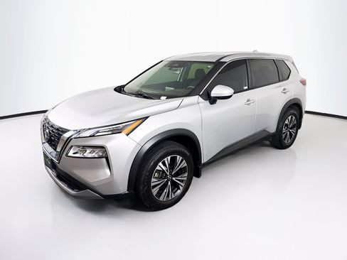 Used 2023 Nissan Rogue SV AWD/4WD image 3