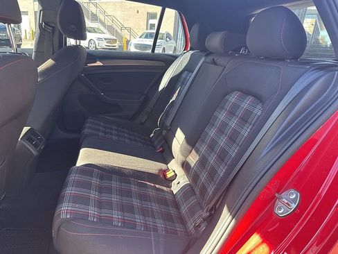 Used 2018 Volkswagen GTI S image 7