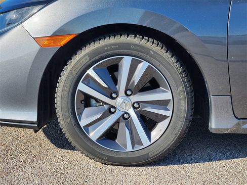 Used 2020 Honda Civic LX image 7