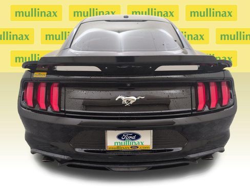 Used 2020 Ford Mustang Coupe RWD image 26