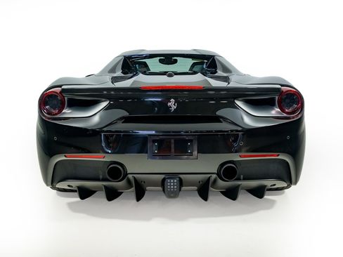 Certified 2017 Ferrari 488 Spider RWD image 8