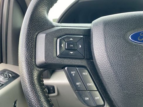 Used 2015 Ford F150 XLT w/ Equipment Group 302A Luxury image 11