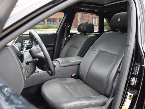 Used 2012 Rolls-Royce Ghost RWD image 15