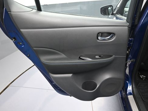 Used 2024 Nissan Leaf SV Plus image 13
