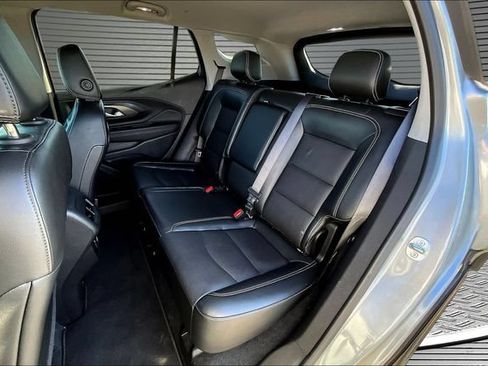 Used 2023 GMC Terrain SLT AWD/4WD image 22