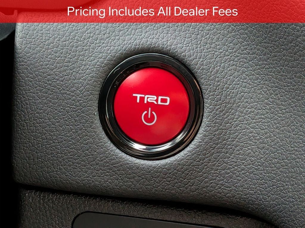 New 2025 Toyota Tundra Limited w/ TRD Off-Road Package AWD/4WD image 30