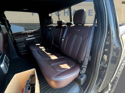 Used 2016 Ford F150 Platinum w/ Equipment Group 701A Luxury AWD/4WD image 24