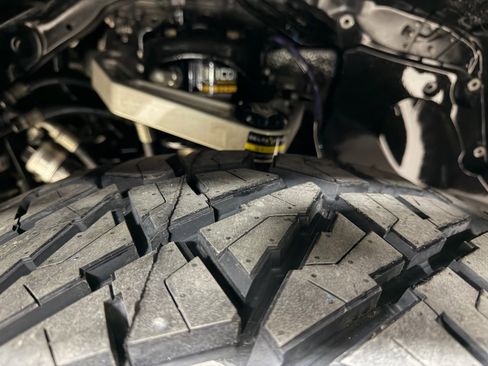 Used 2019 Toyota Land Cruiser image 21