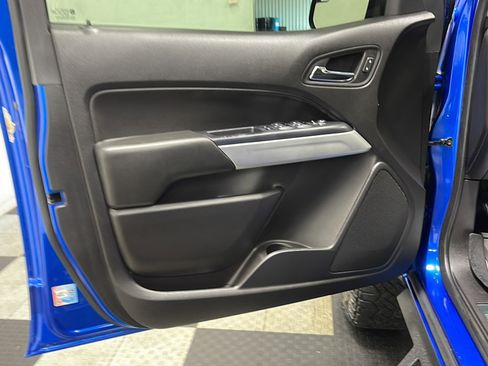 Used 2018 Chevrolet Colorado ZR2 AWD/4WD image 12