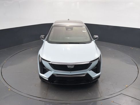 New 2026 Cadillac Optiq Sport 2 image 42