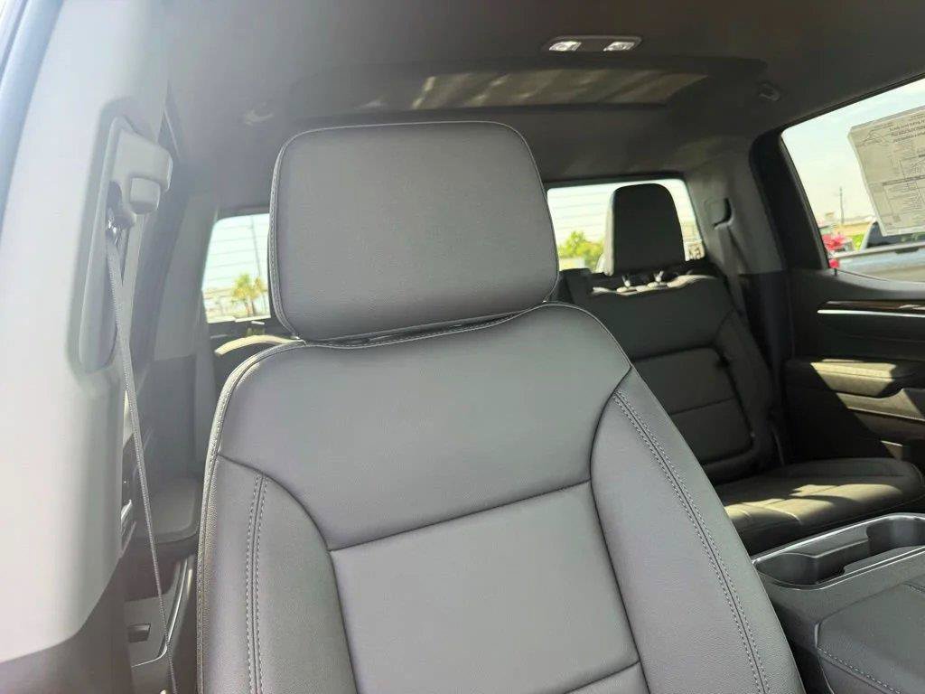 Used 2026 Chevrolet Silverado 1500 LT w/ Texas Edition Plus RWD image 44