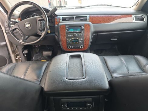 Used 2007 Chevrolet Avalanche LT w/ LT Preferred Equipment Group AWD/4WD image 9
