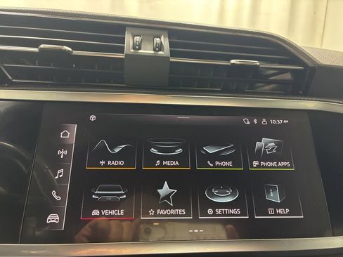 Used 2024 Audi Q3 2.0T Premium AWD/4WD image 29