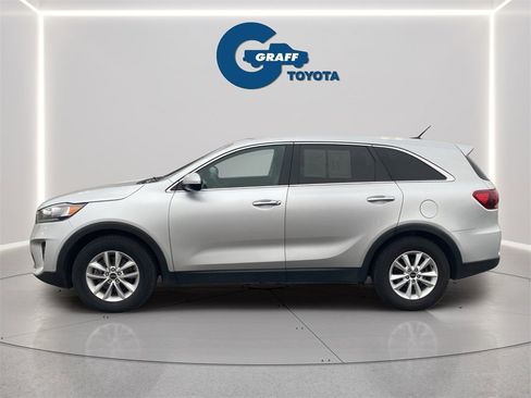 Used 2020 Kia Sorento LX image 12