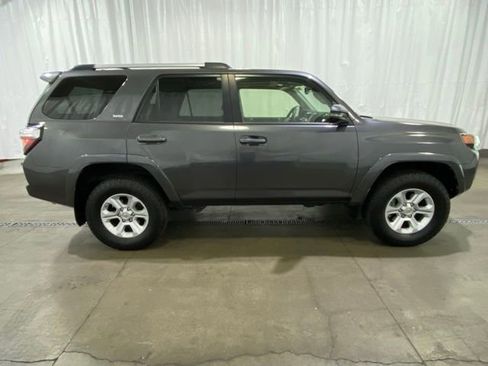 Certified 2019 Toyota 4Runner SR5 Premium image 3