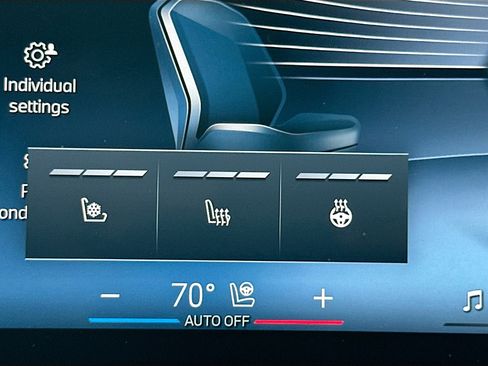 Used 2024 BMW 740i image 21