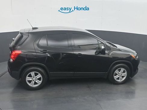 Used 2020 Chevrolet Trax LS image 24