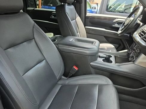 Used 2023 Chevrolet Suburban LT AWD/4WD image 52