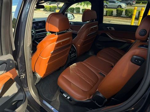 Used 2024 BMW X7 M60i w/ Executive Package AWD/4WD image 21
