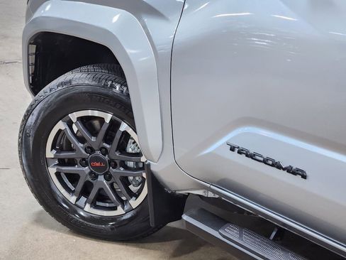 Used 2024 Toyota Tacoma TRD Sport RWD image 23