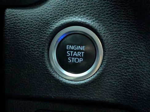 Used 2023 Toyota Tundra SR5 w/ SR5 Convenience Package image 29