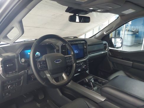 Used 2021 Ford F150 Lariat w/ FX4 Off-Road Package AWD/4WD image 2