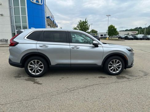 Used 2023 Honda CR-V EX-L image 2