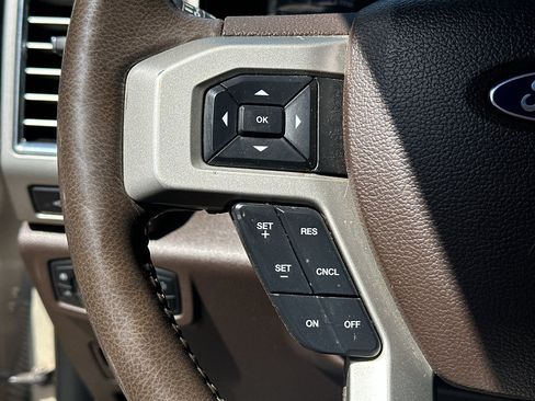 Used 2017 Ford F250 King Ranch w/ FX4 Off-Road Package AWD/4WD image 16