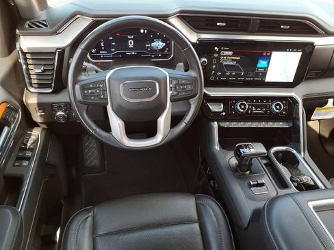 Used 2022 GMC Sierra 1500 Denali AWD/4WD image 9