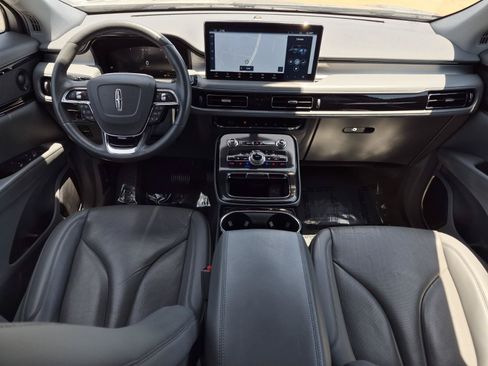 Used 2022 Lincoln Nautilus Reserve FWD image 20