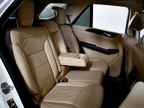 Used 2016 Mercedes-Benz GLE 300d 4MATIC image 42