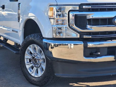 Used 2022 Ford F250 XLT AWD/4WD image 11