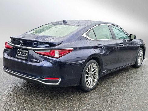 Used 2019 Lexus ES 300h image 3
