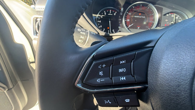 Used 2023 MAZDA CX-5 AWD 2.5 S w/ Premium Package image 22