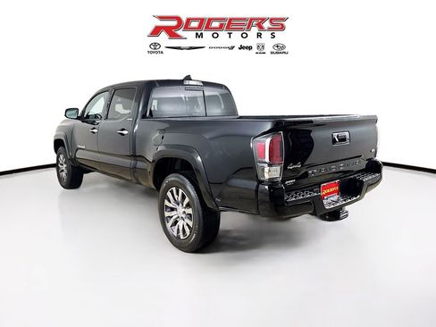Certified 2023 Toyota Tacoma Limited image 5