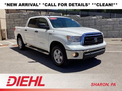 Used 2013 Toyota Tundra 4x4 CrewMax w/ SR5 Pkg