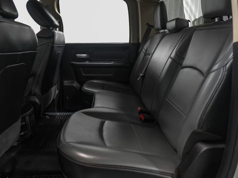 Used 2019 RAM 3500 Tradesman w/ Chrome Appearance Group AWD/4WD image 38