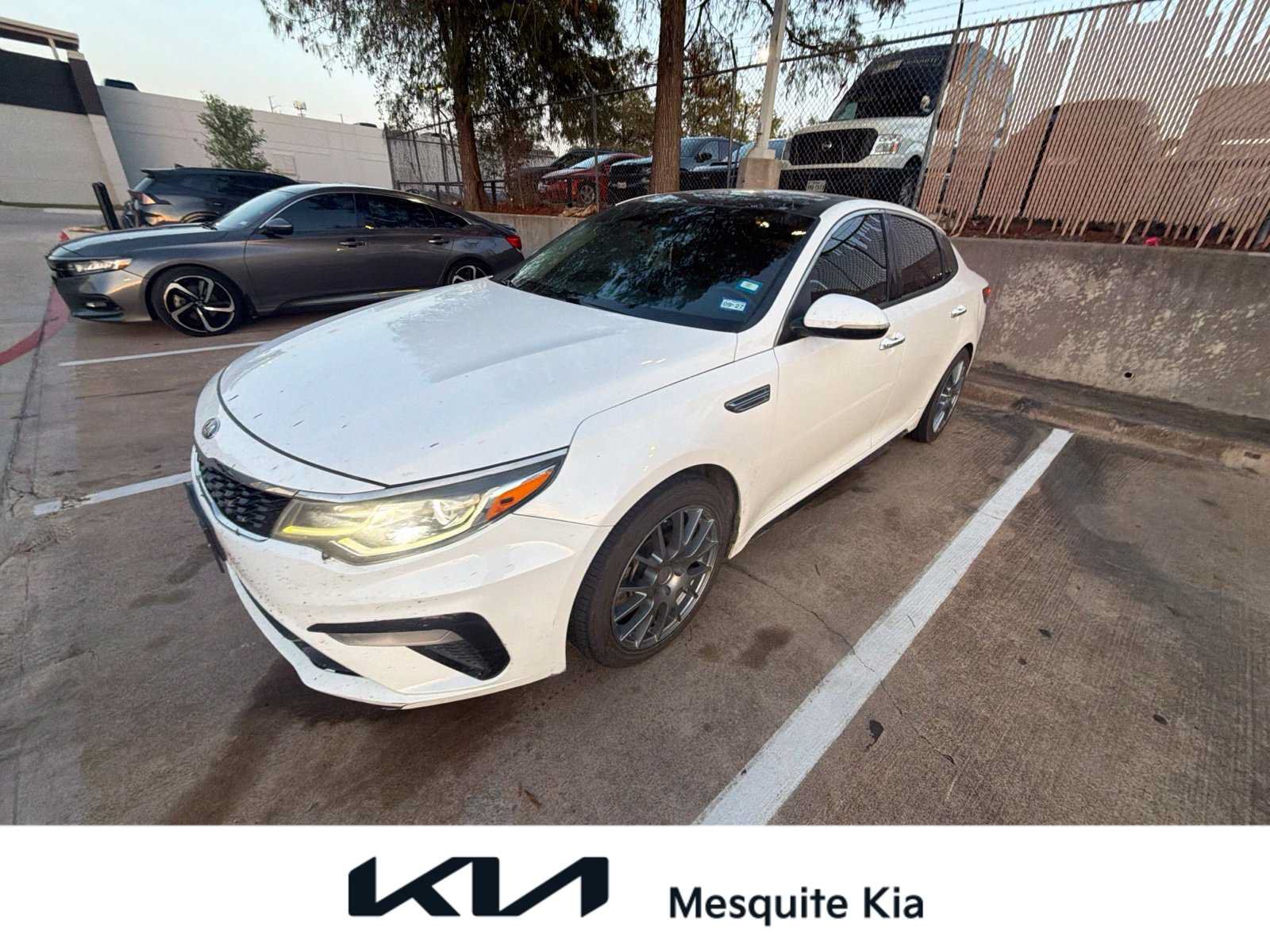 Used 2019 Kia Optima S w/ S Panoramic Sunroof Package FWD image 1