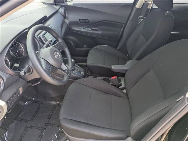Used 2023 Nissan Kicks S FWD image 15