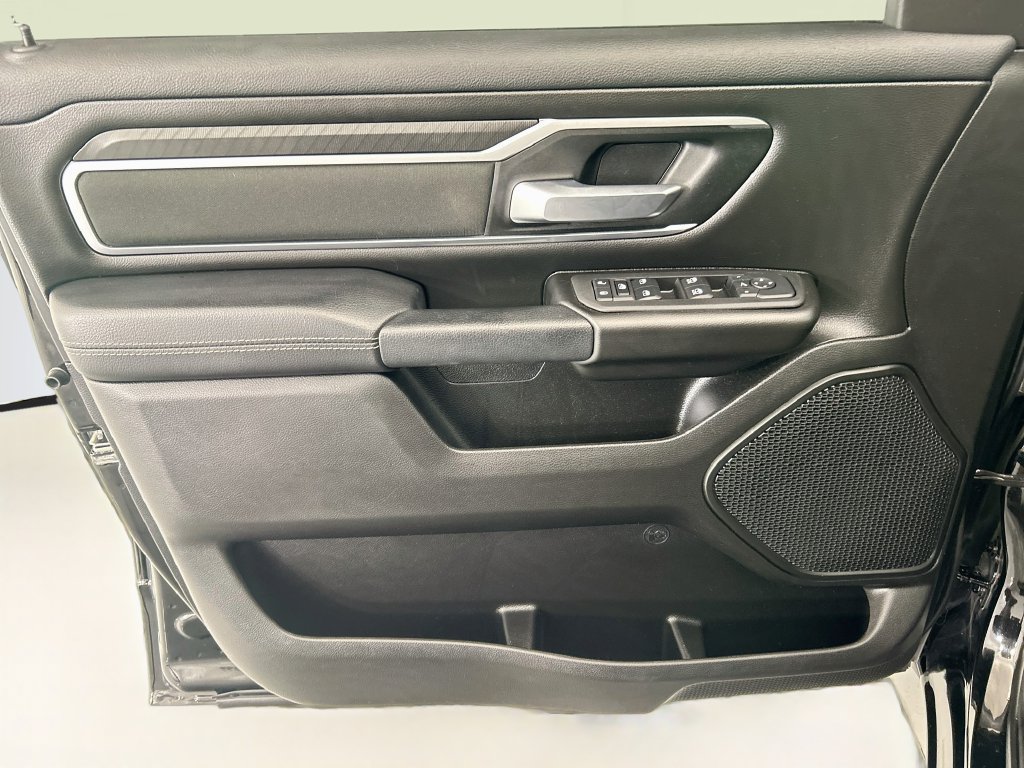 Used 2025 RAM 1500 Big Horn AWD/4WD image 23