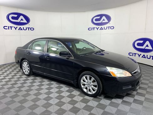 Used 2007 Honda Accord SE image 1