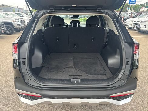 Used 2024 Kia Sportage LX AWD/4WD image 7