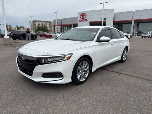 Used 2018 Honda Accord LX image 1