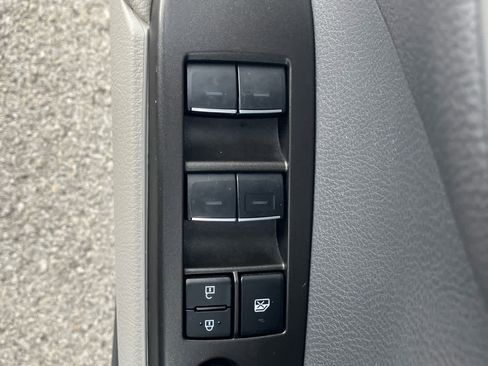 Used 2024 Toyota Camry XSE FWD image 12