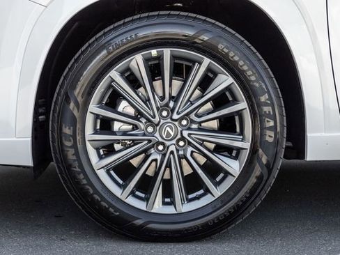 New 2026 Lexus TX 350 FWD image 10